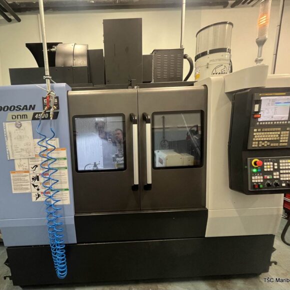 (Slovenian) B008 – delavnica za 3- in 4-osne CNC obdelave